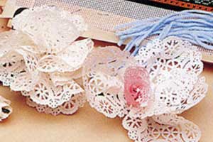 doily-rosebud-theroyalstore